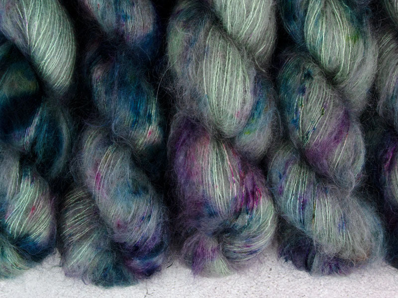 "Julie" VORBESTELLUNG